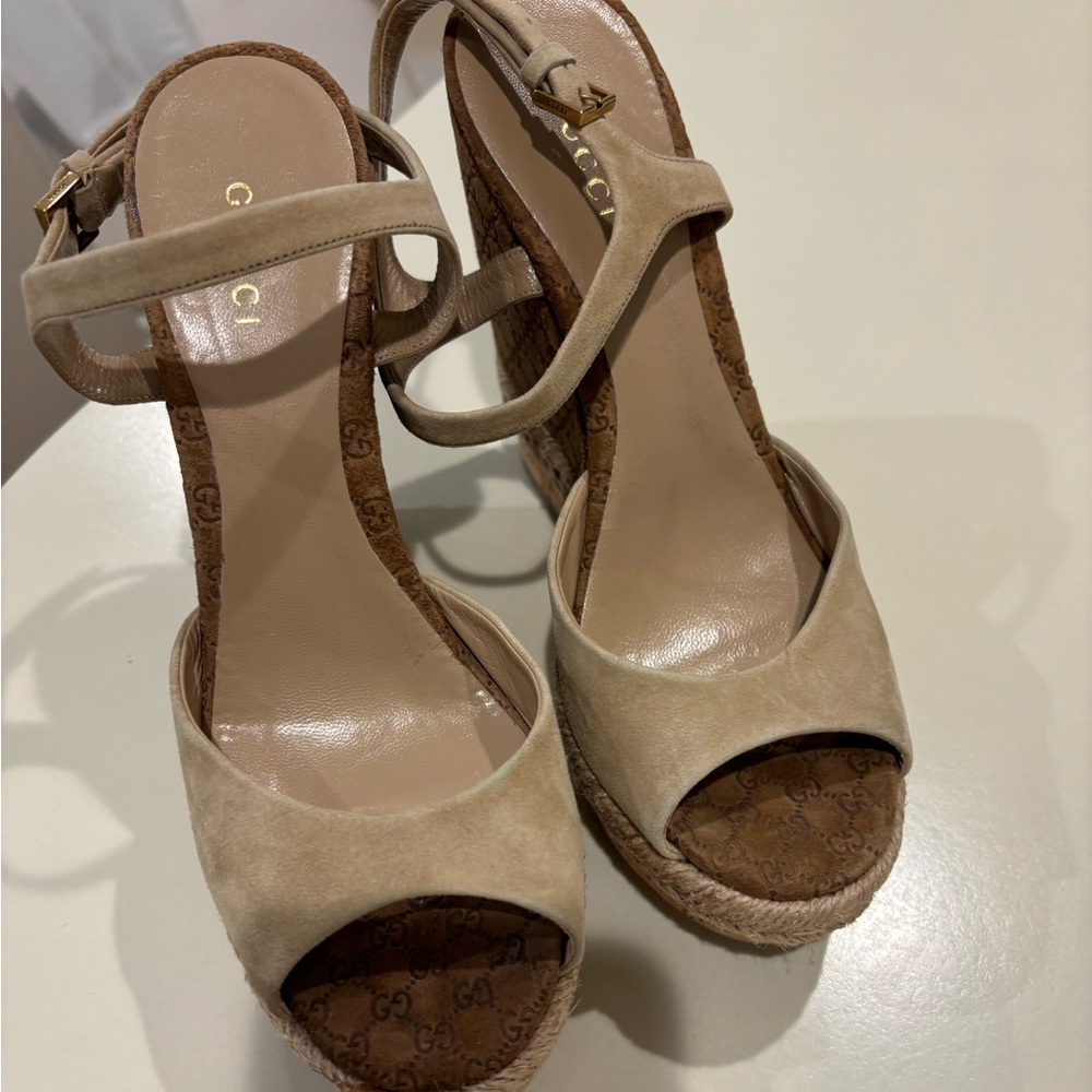 Gucci wedge espadrilles, good shape, tiny stain in the front,